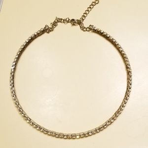 Elegant Gold Necklace